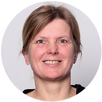 author Anja Helmbrecht-Schaar