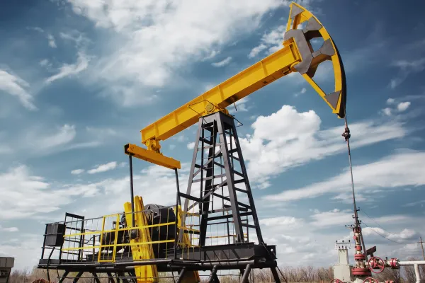 Oil and Gas Upstream – Remote Monitoring and Control, Remote Control, & Predictive Maintenance